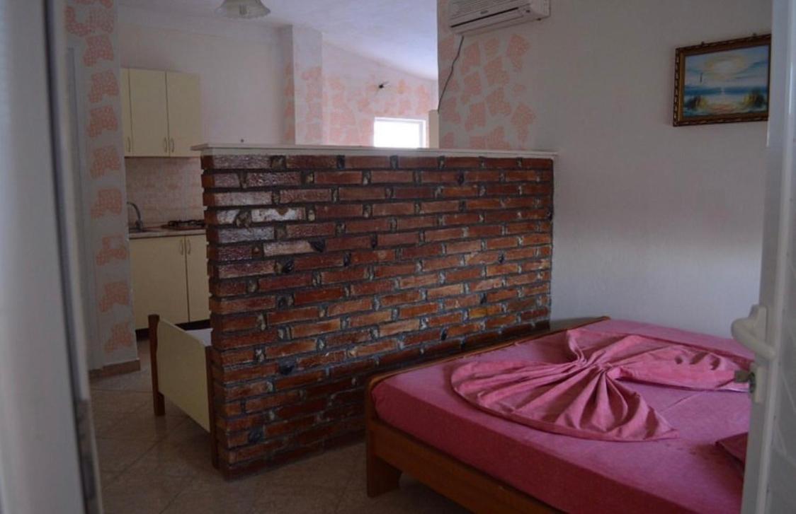 Hotel Ridal Vlorë Εξωτερικό φωτογραφία