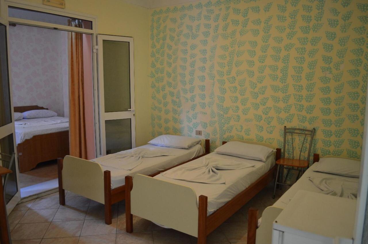 Hotel Ridal Vlorë Εξωτερικό φωτογραφία