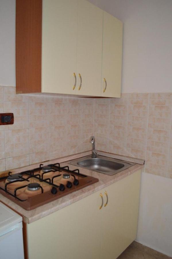 Hotel Ridal Vlorë Εξωτερικό φωτογραφία