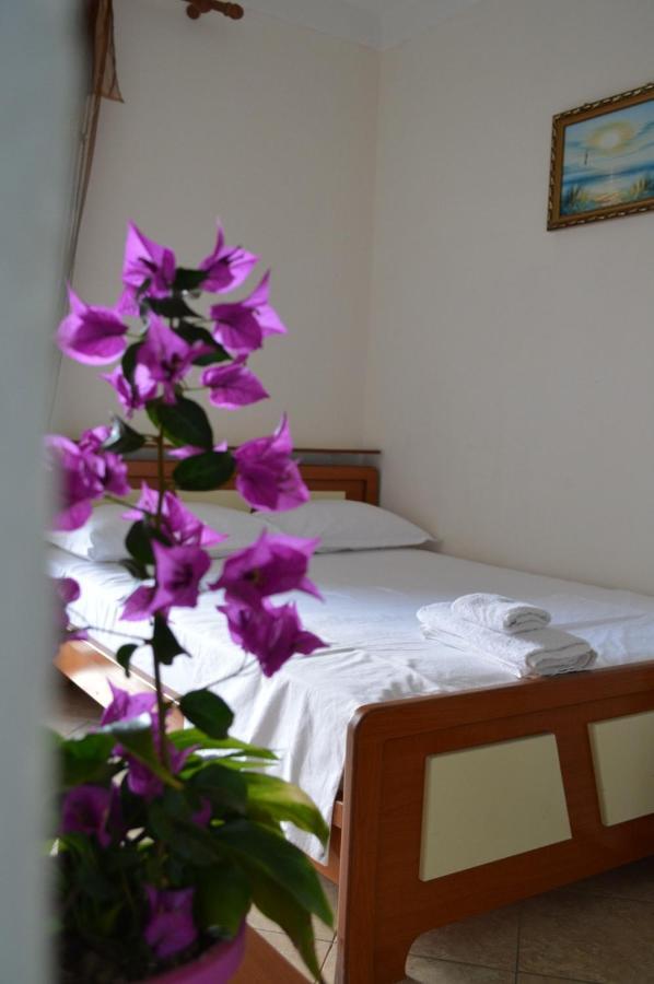 Hotel Ridal Vlorë Εξωτερικό φωτογραφία