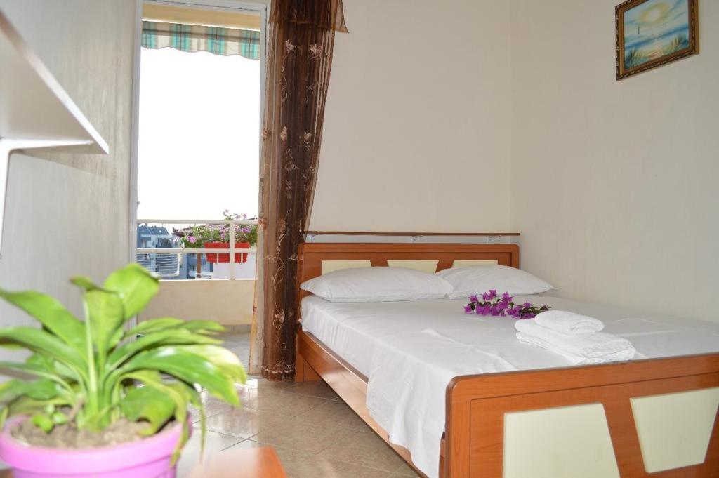 Hotel Ridal Vlorë Εξωτερικό φωτογραφία